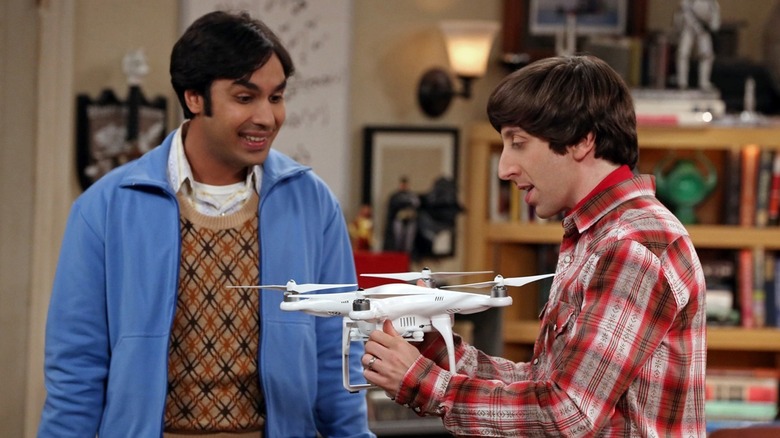 Kunal Nayyar's Raj Koothappali and Simon Helberg's Howard Wolowitz with a drone on The Big Bang Theory